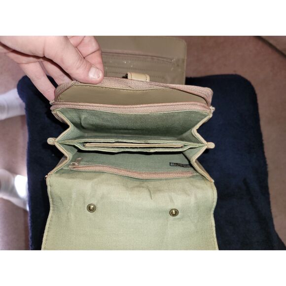 Faux Leather Unbranded Clutch Purse - Picture 7 of 7